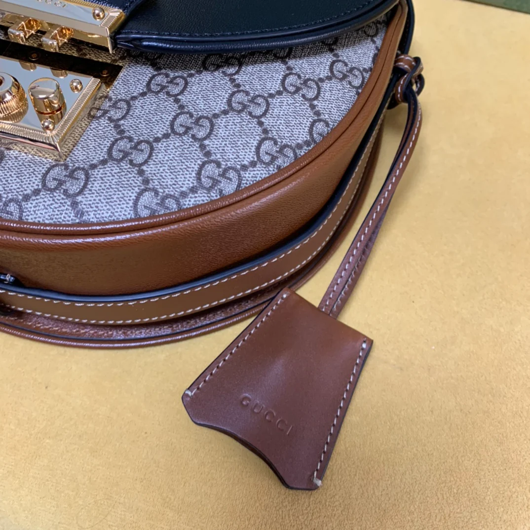 Сумка Gucci ?Полумесяц? через плечо