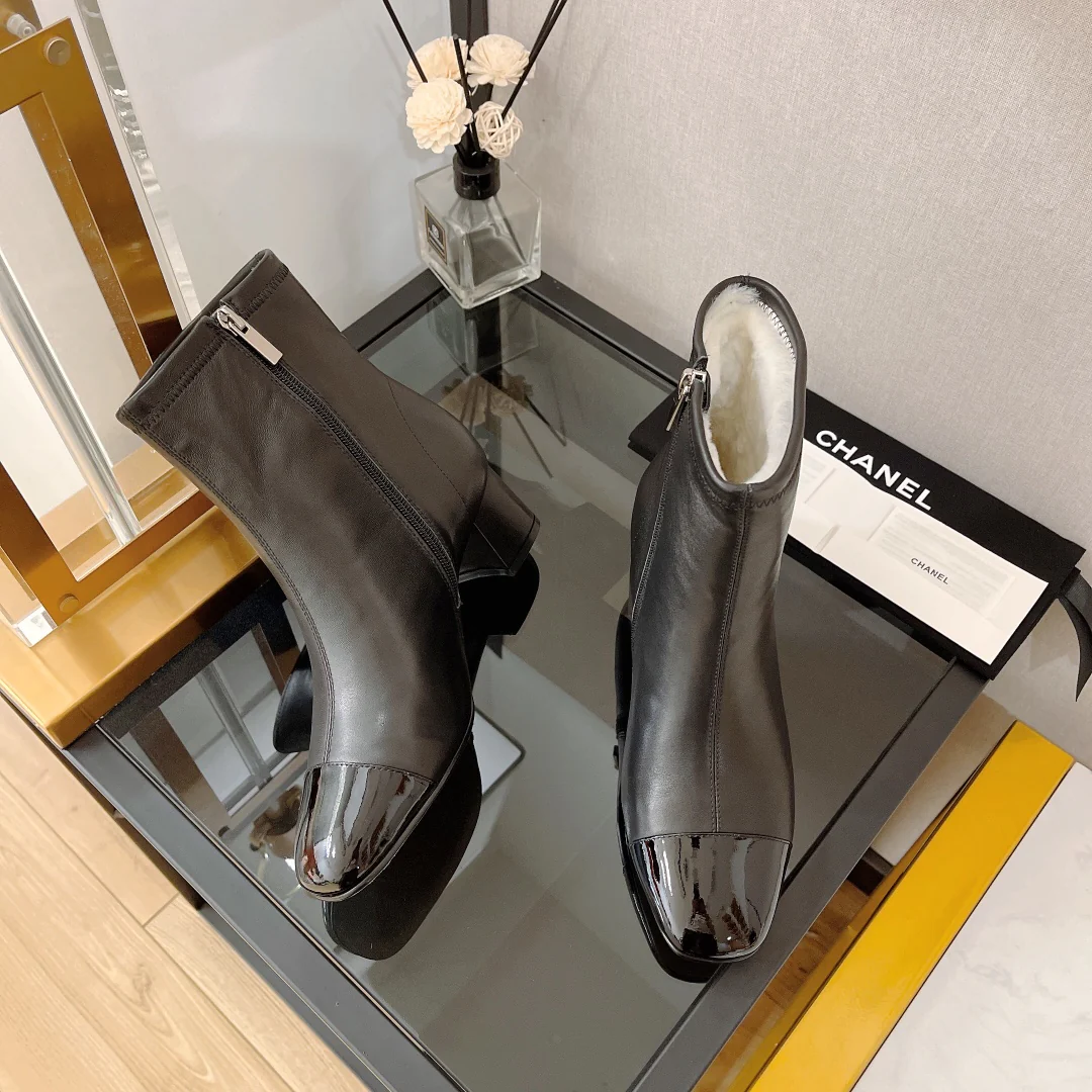 Chanel - Ботильоны на меховой подкладке - Черно-коричневые