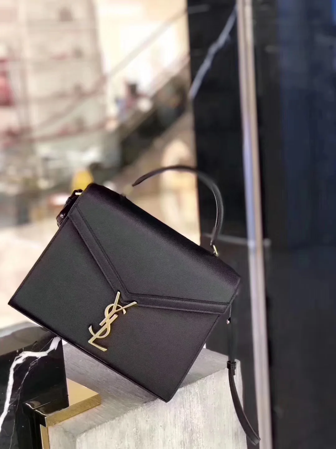 Сумка YSL Cassandra с икрой