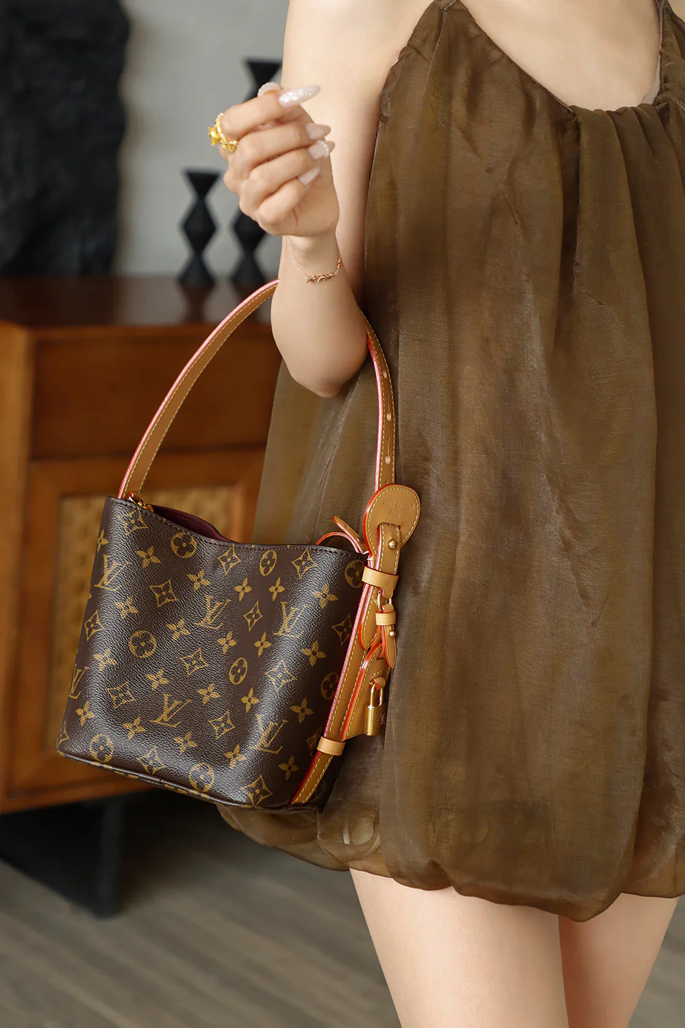 LV-m12925-all-in-bb-monogram