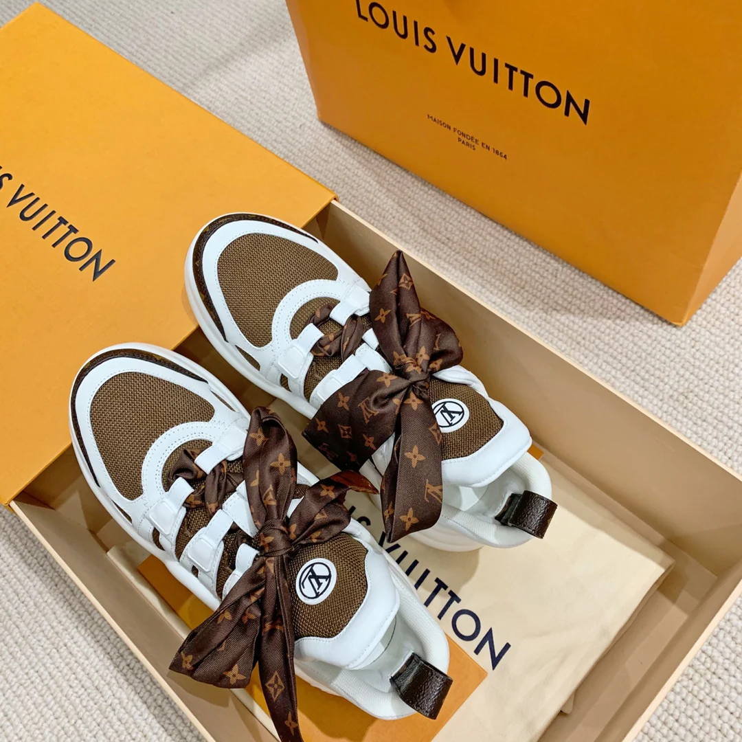 Серия LV-Archlight - Новые кроссовки для папы - 8