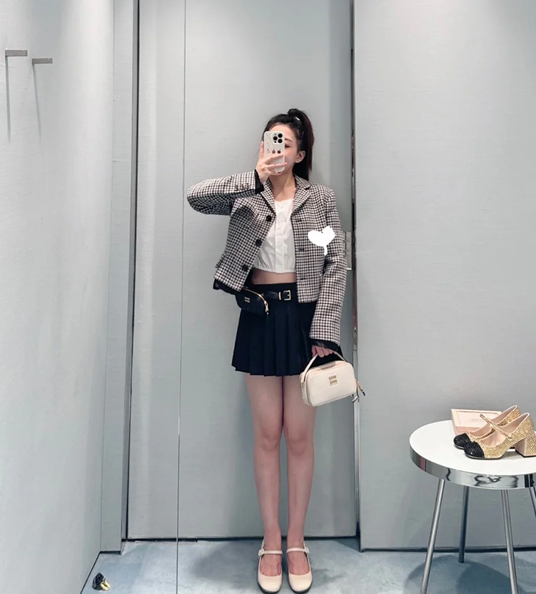 Miu Miu - Сумка/кроссбоди для фотоаппарата, осенне-зимняя коллекция - Полностью белая кожа