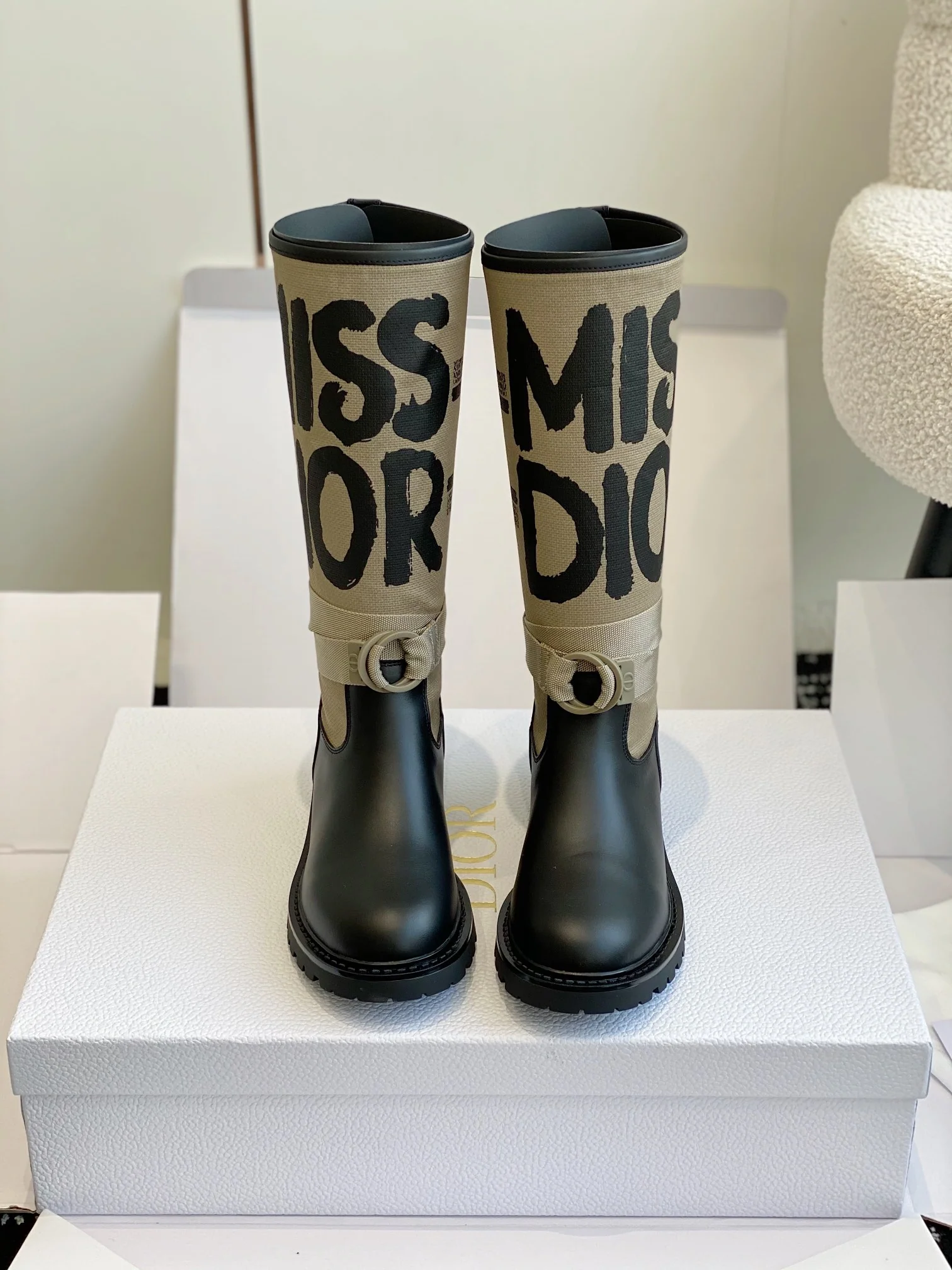 Ботинки Dior Graffiti Rider 2024 - Кофейно-коричневый