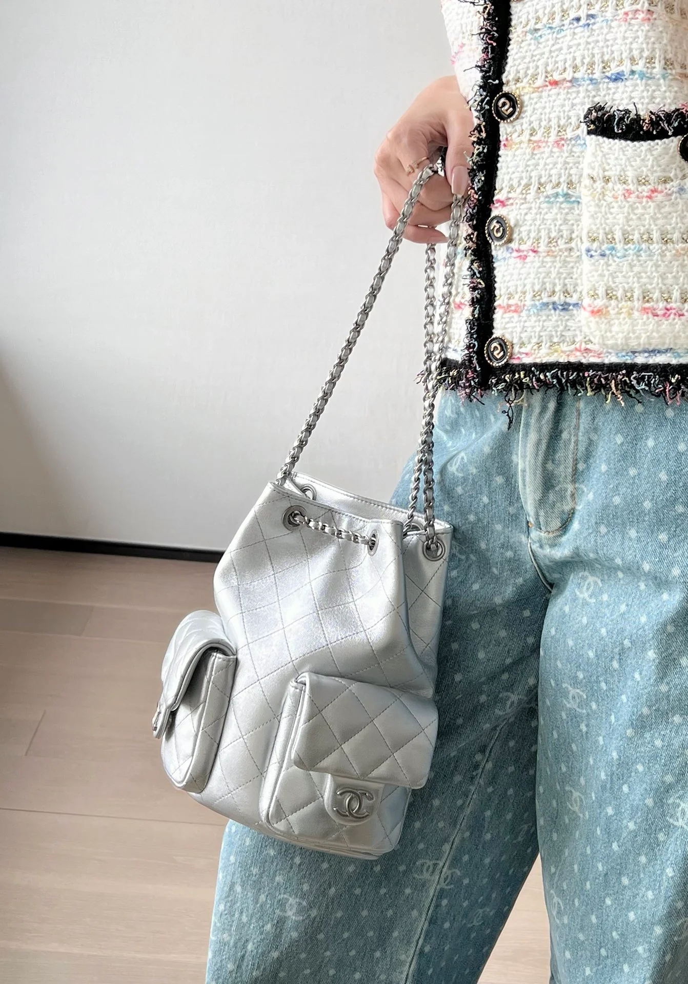 Рюкзак Chanel 25c на завязках - серебристый