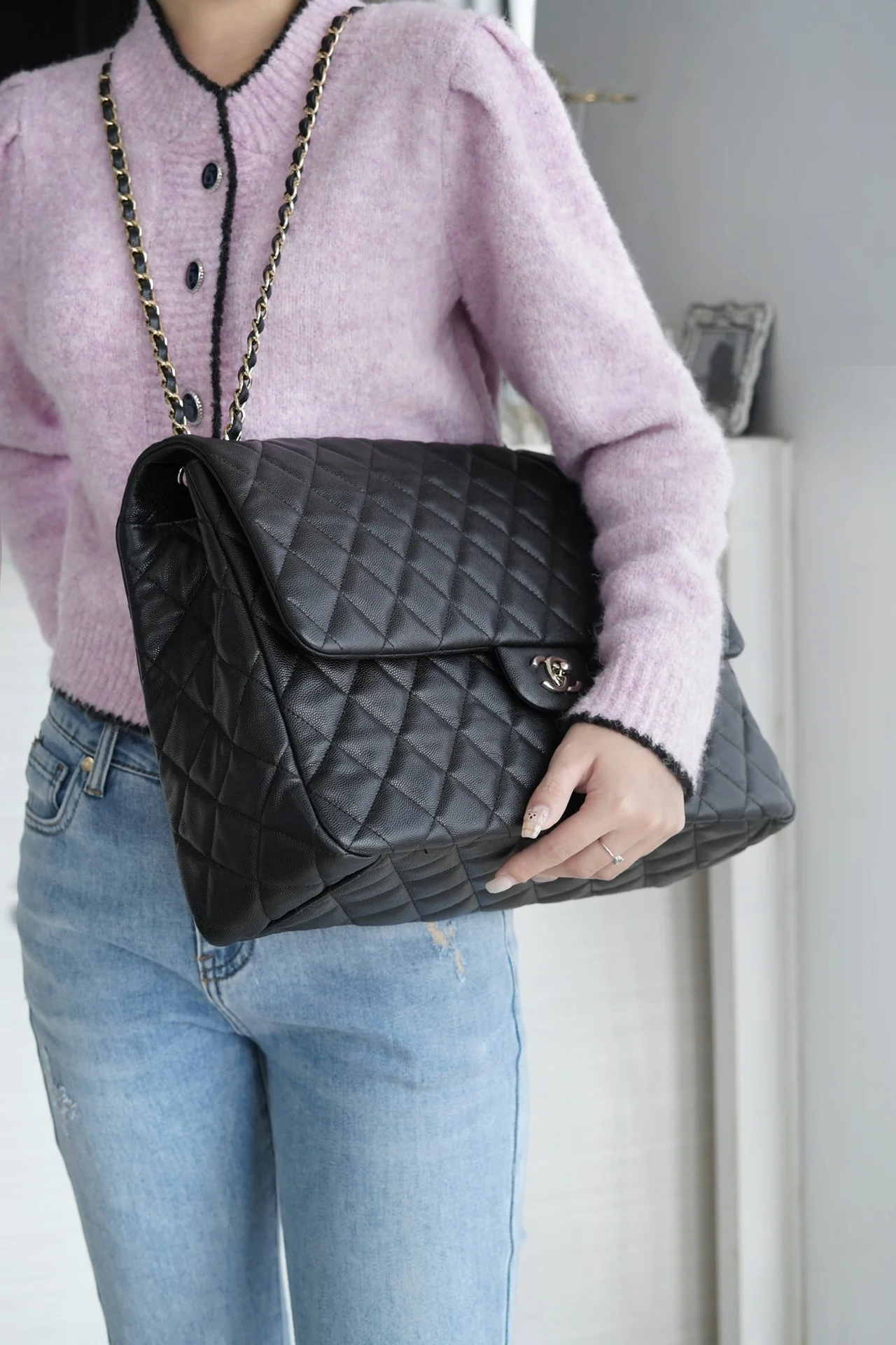 Сумка Chanel 24c Extra Large CF Chain Shoulder Bag - Caviar Black