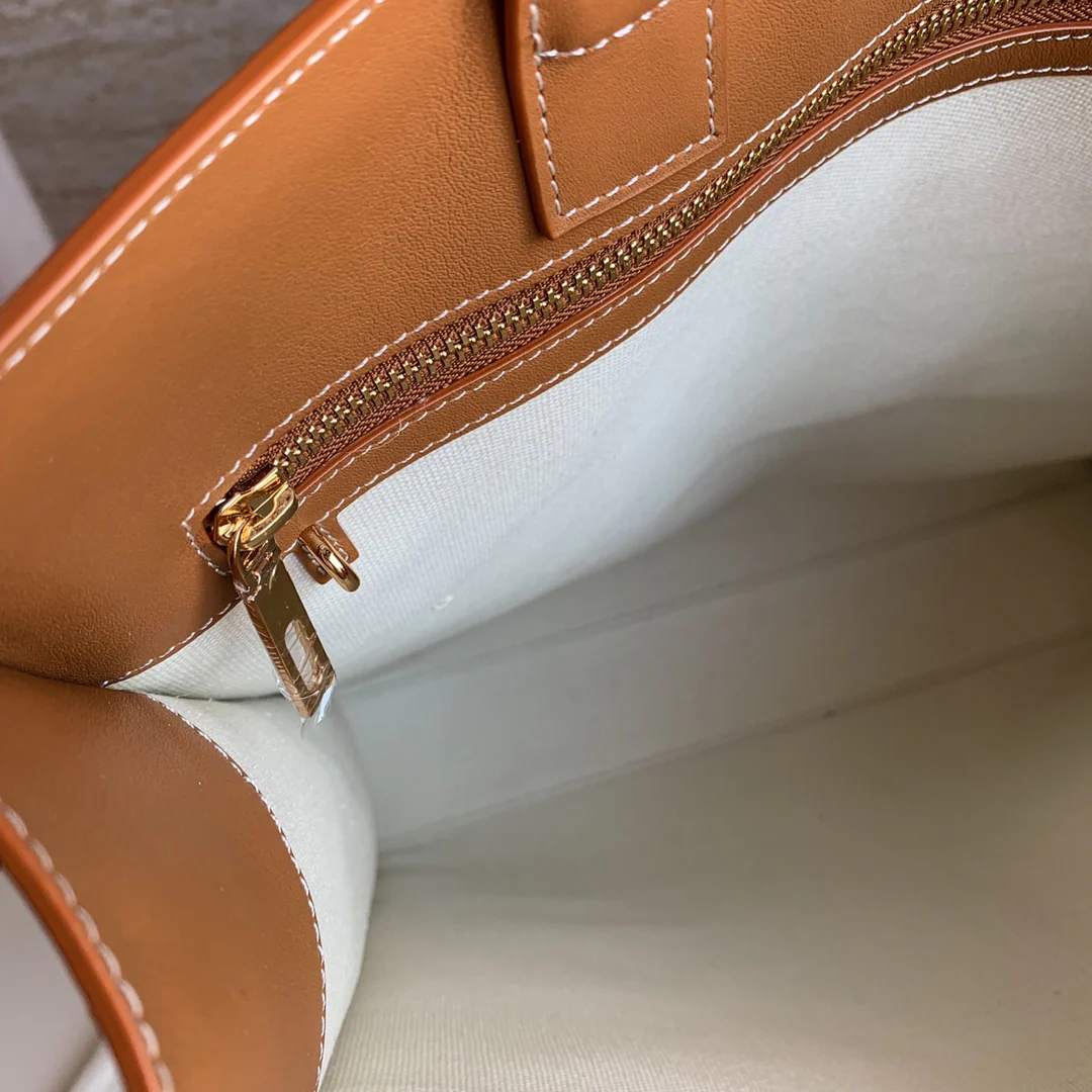 Celine Cabas Celine сумка из канваса и телячьей кожи с вертикальным принтом