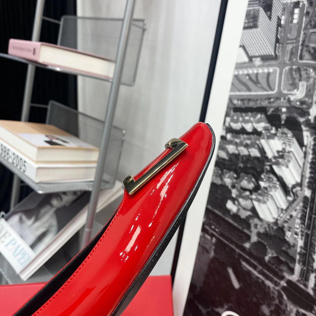 RV-Плоская подошва, квадратный носок, красный