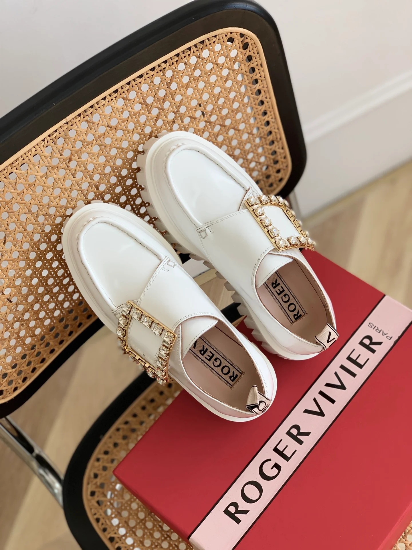 Официальный сайт RV21S, осенне-зимняя коллекция, лоферы