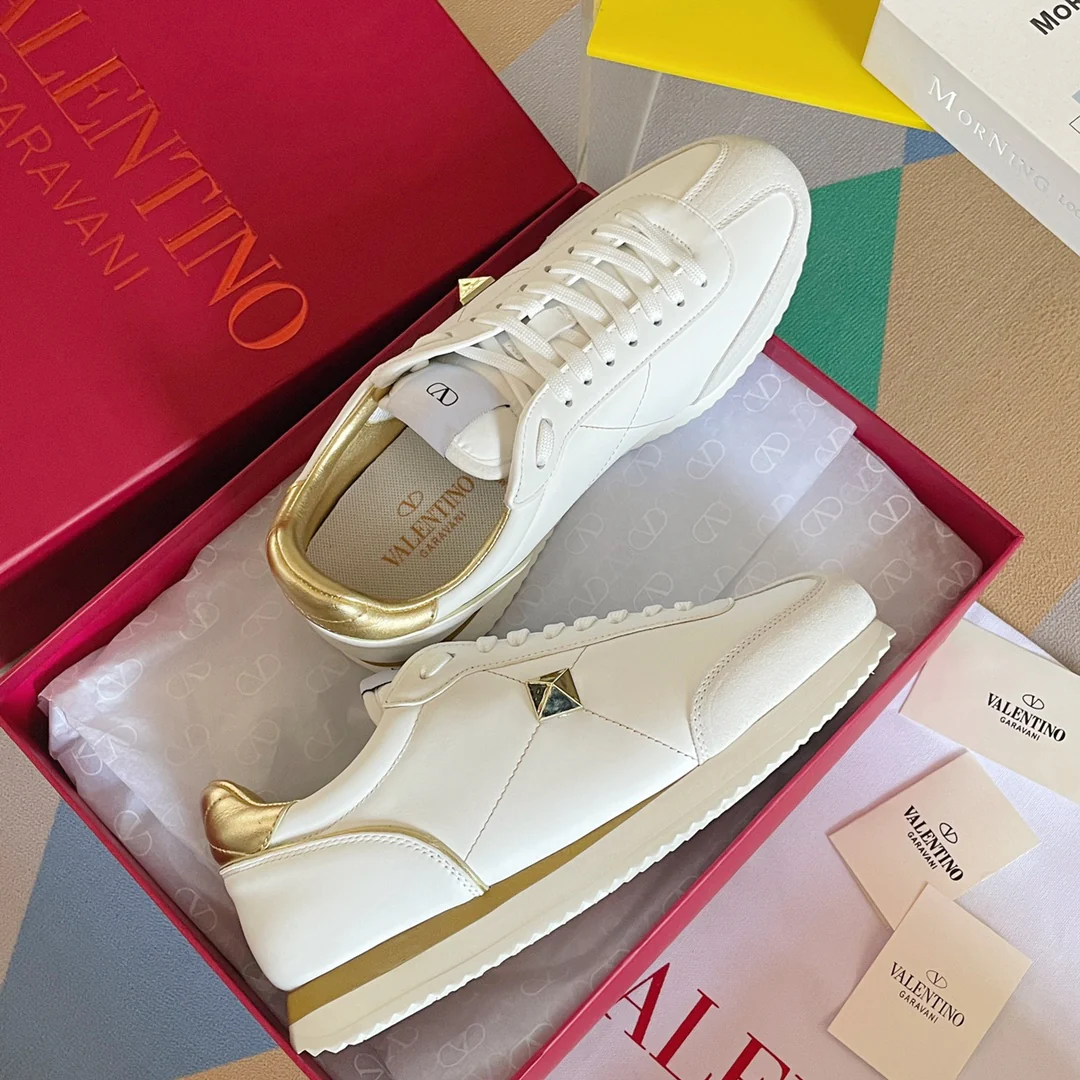 Спортивные повседневные туфли Valentino с заклепками - для пар - с золотой отделкой