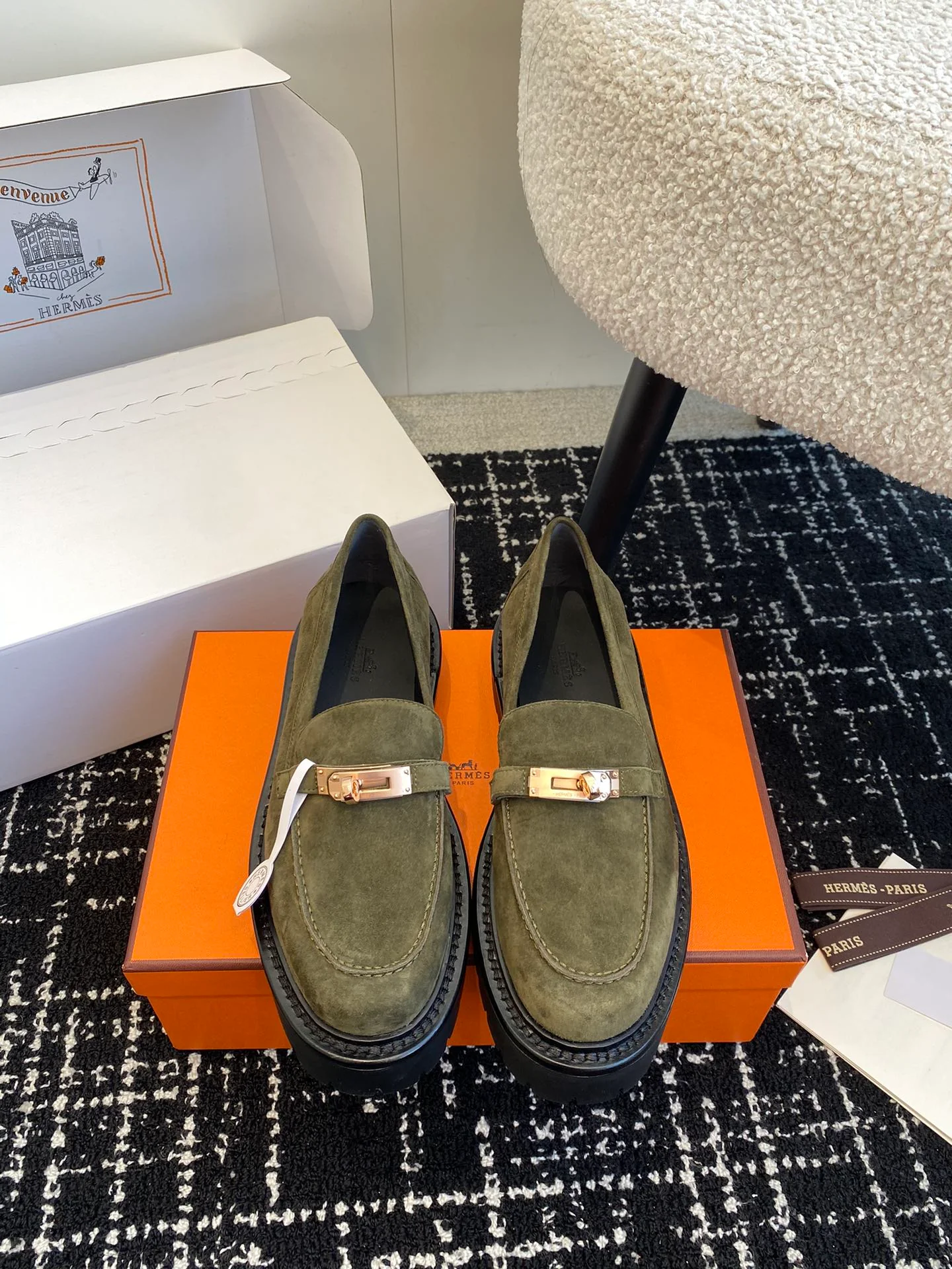 Лоферы Hermes Kelly Buckle 2024 - зеленые