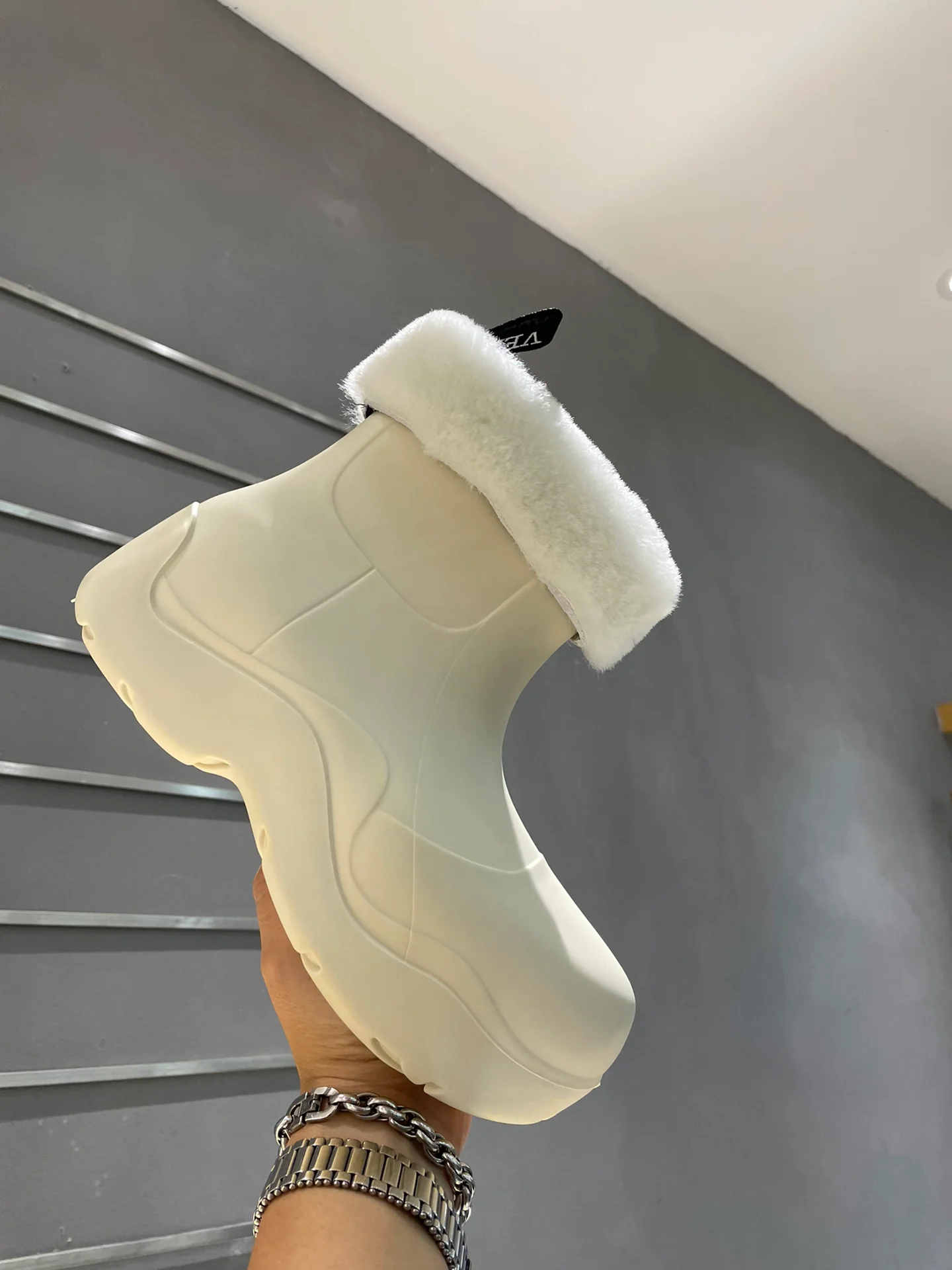 BV - Шерстяные зимние сапоги - Белые