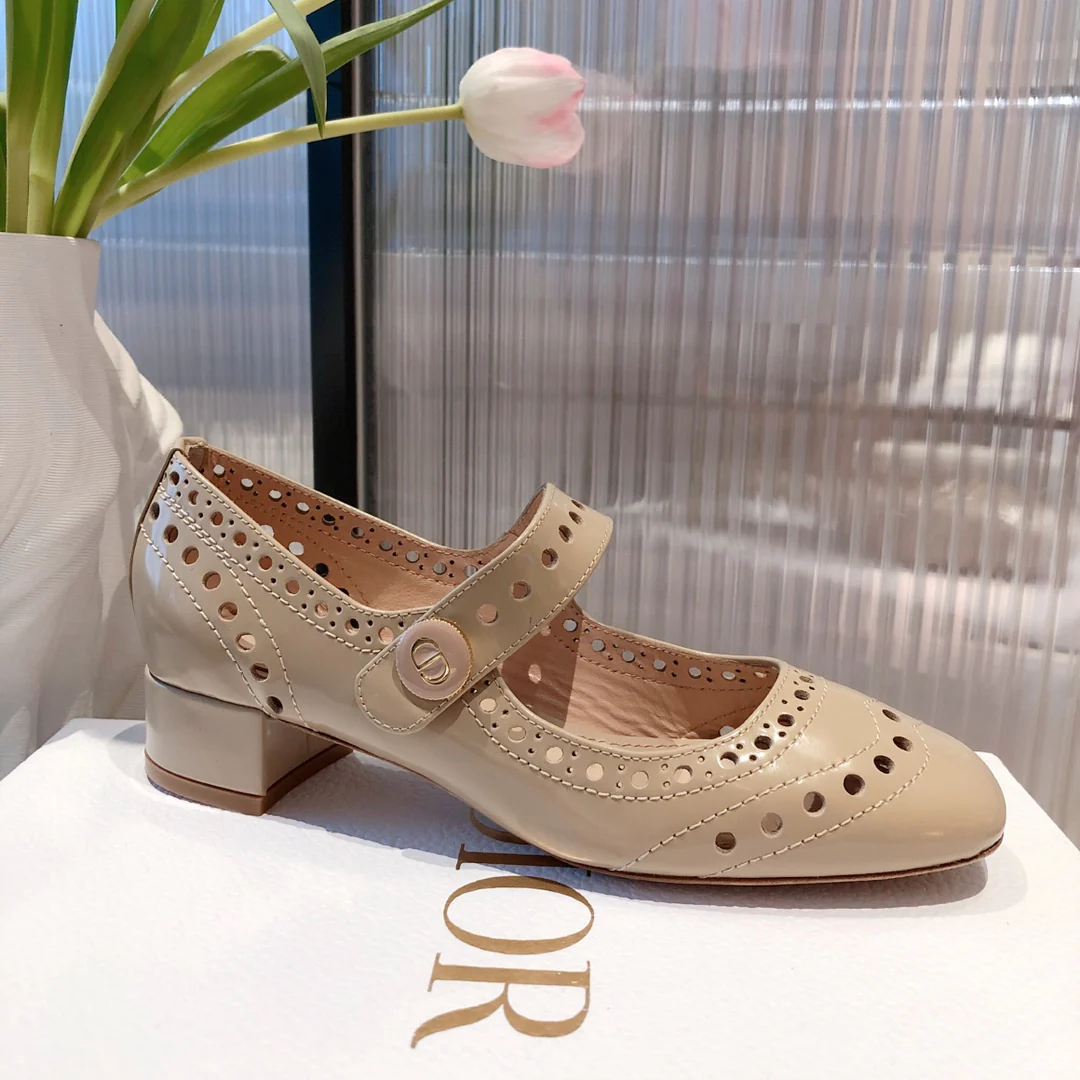 Dior - Ретро - Круглый носок - Ажурные туфли на низком каблуке - Телесный цвет