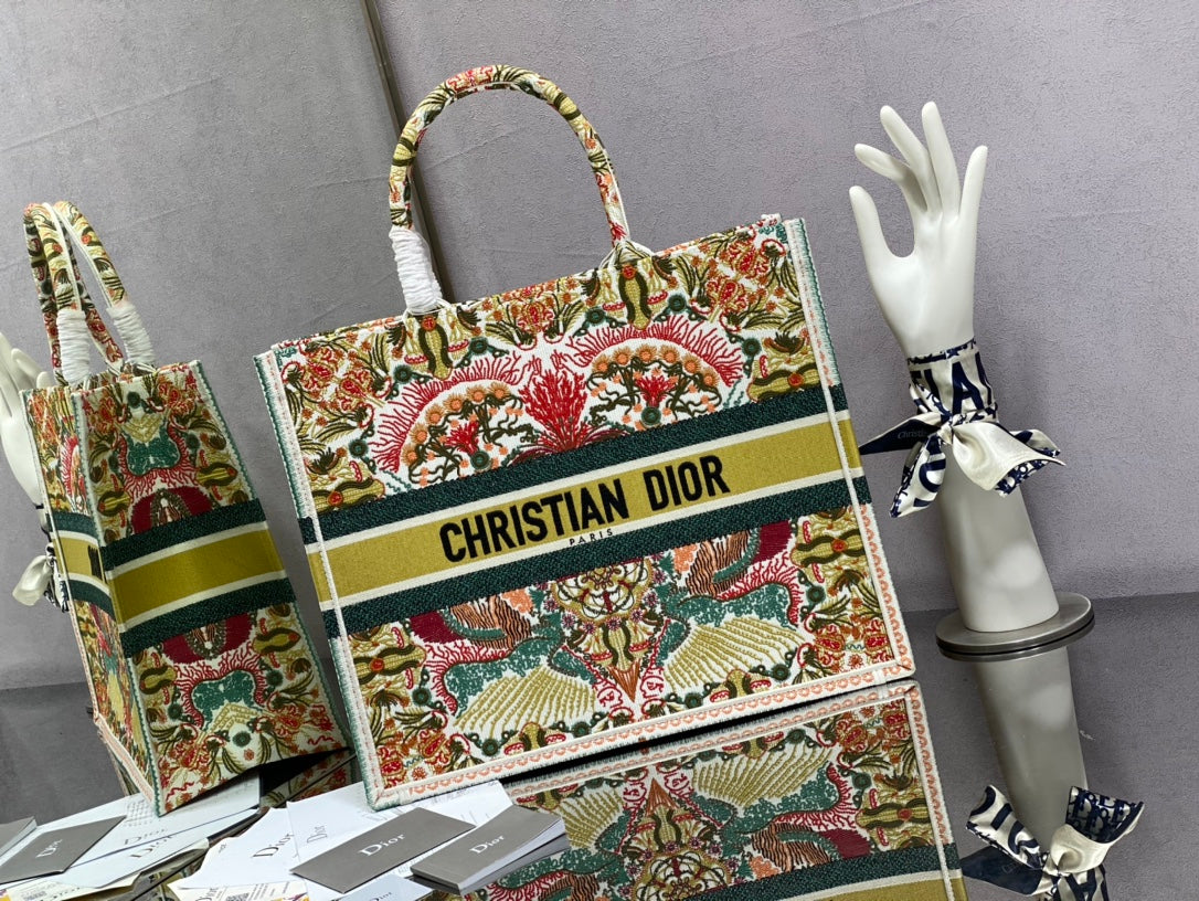 Сумка Dior Book Tote, большой размер 41-5 см.