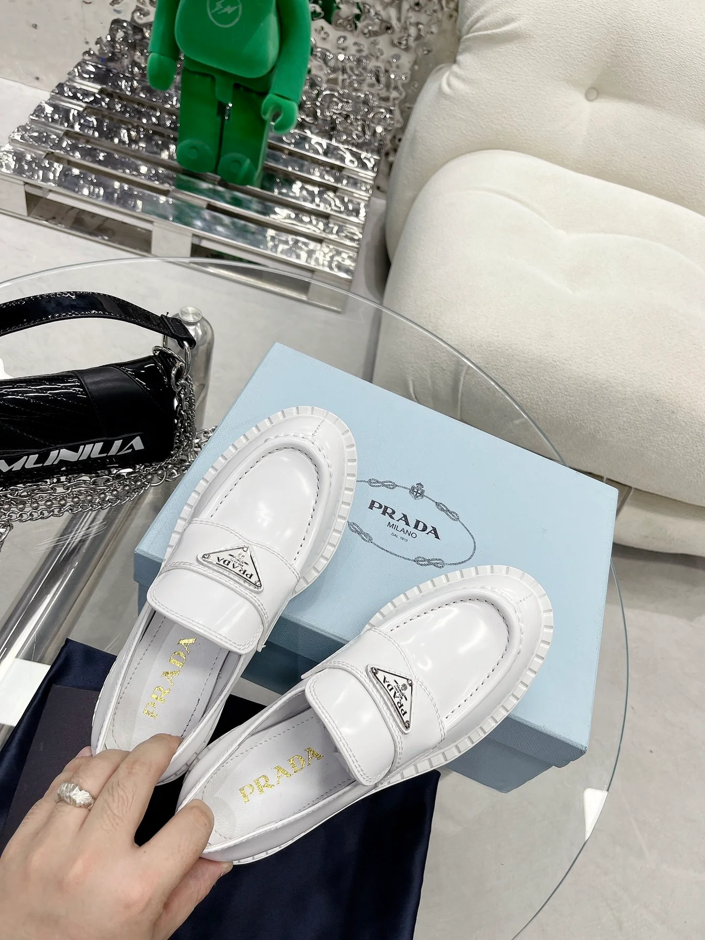 Коллекция Prada 2022 года с подиума - Лоферы