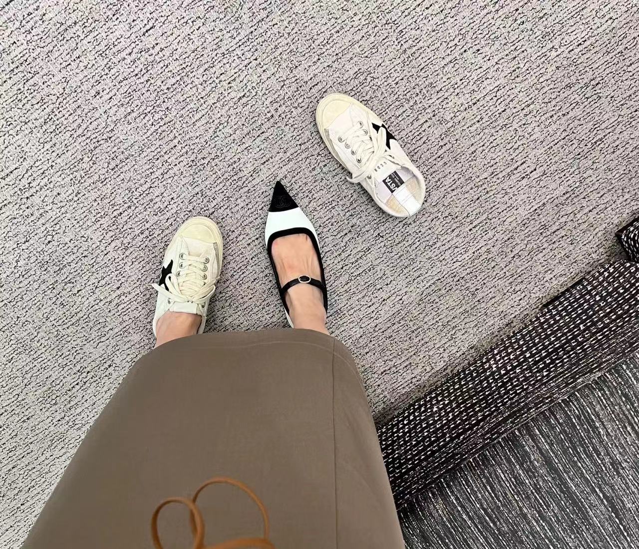 Коллекция Chanel ?Ранняя весна 2022?: балетки с острым носком — фотографии вживую.