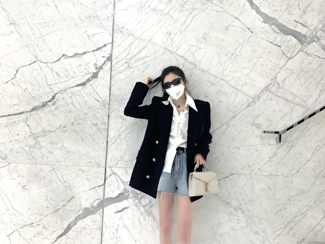 YSL Cassandra Mini 20cm - Body Sharing