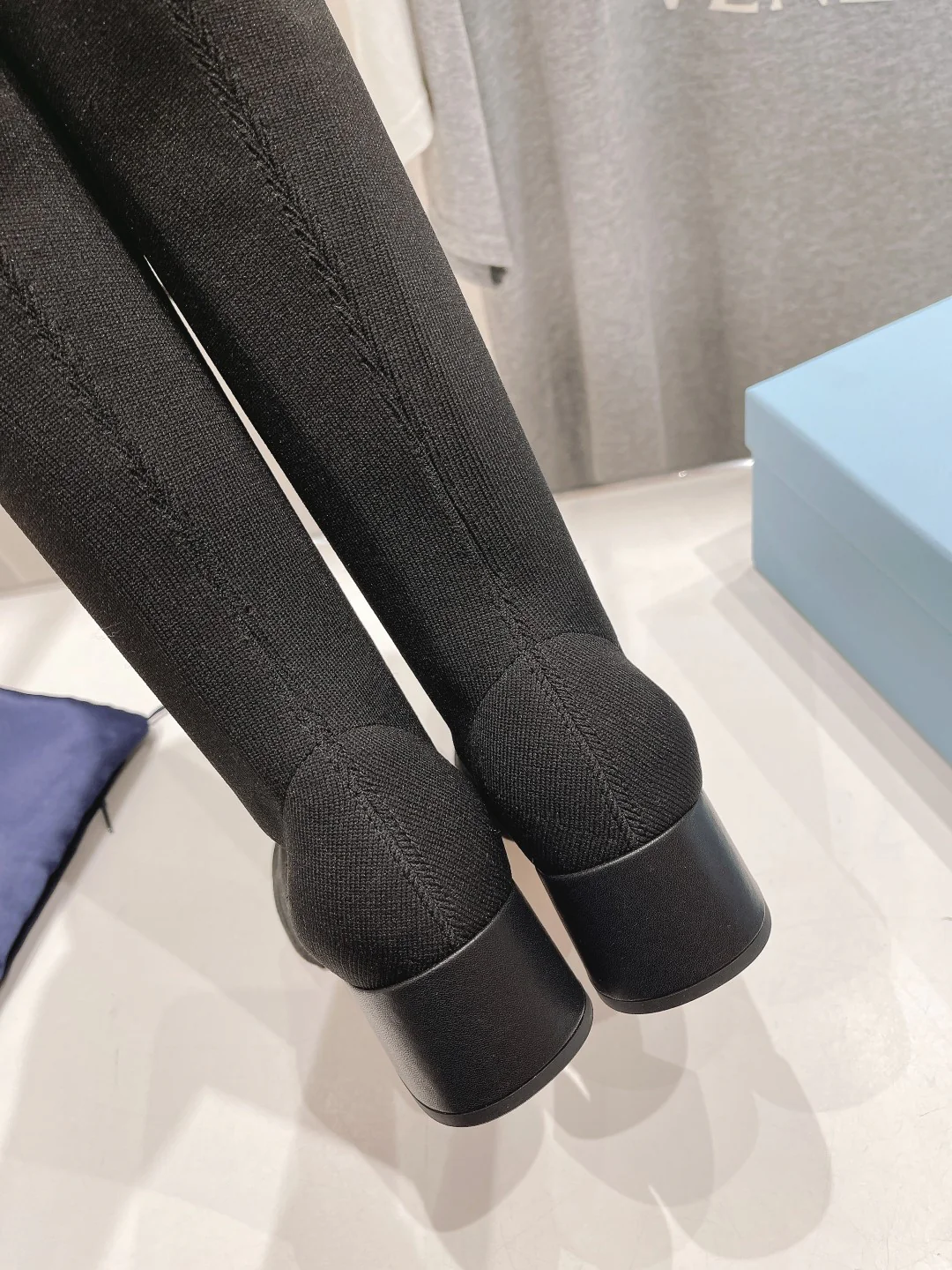 Ботинки на высоком каблуке Prada 2024 - Черные - 1