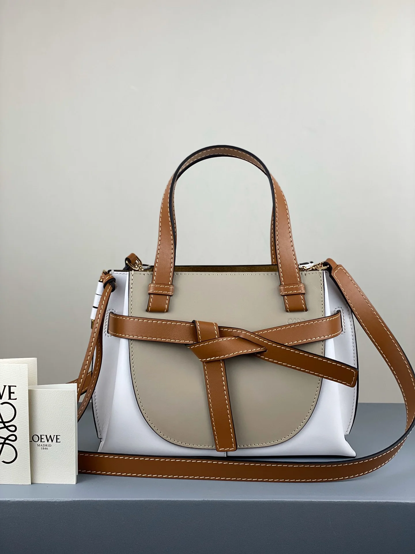 Сумка Loewe-gate