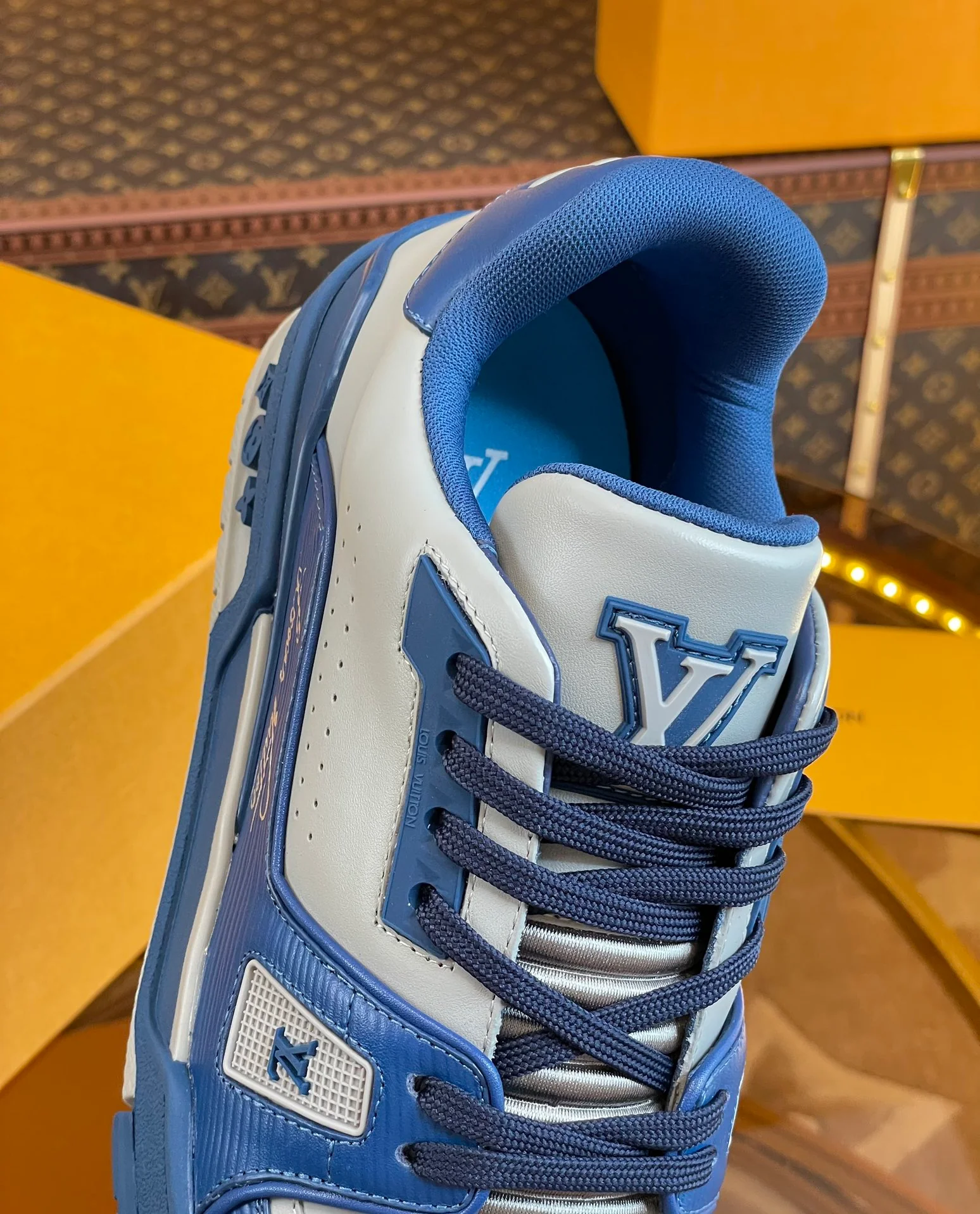 LV - Баскетбольные кроссовки на липучках - Серия кроссовок - Парный стиль - 2