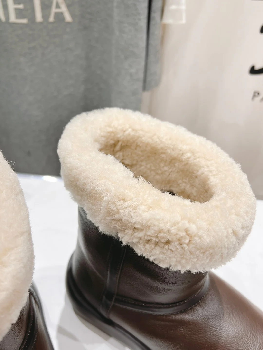 Шерстяные зимние сапоги BV-2024 - темно-коричневые