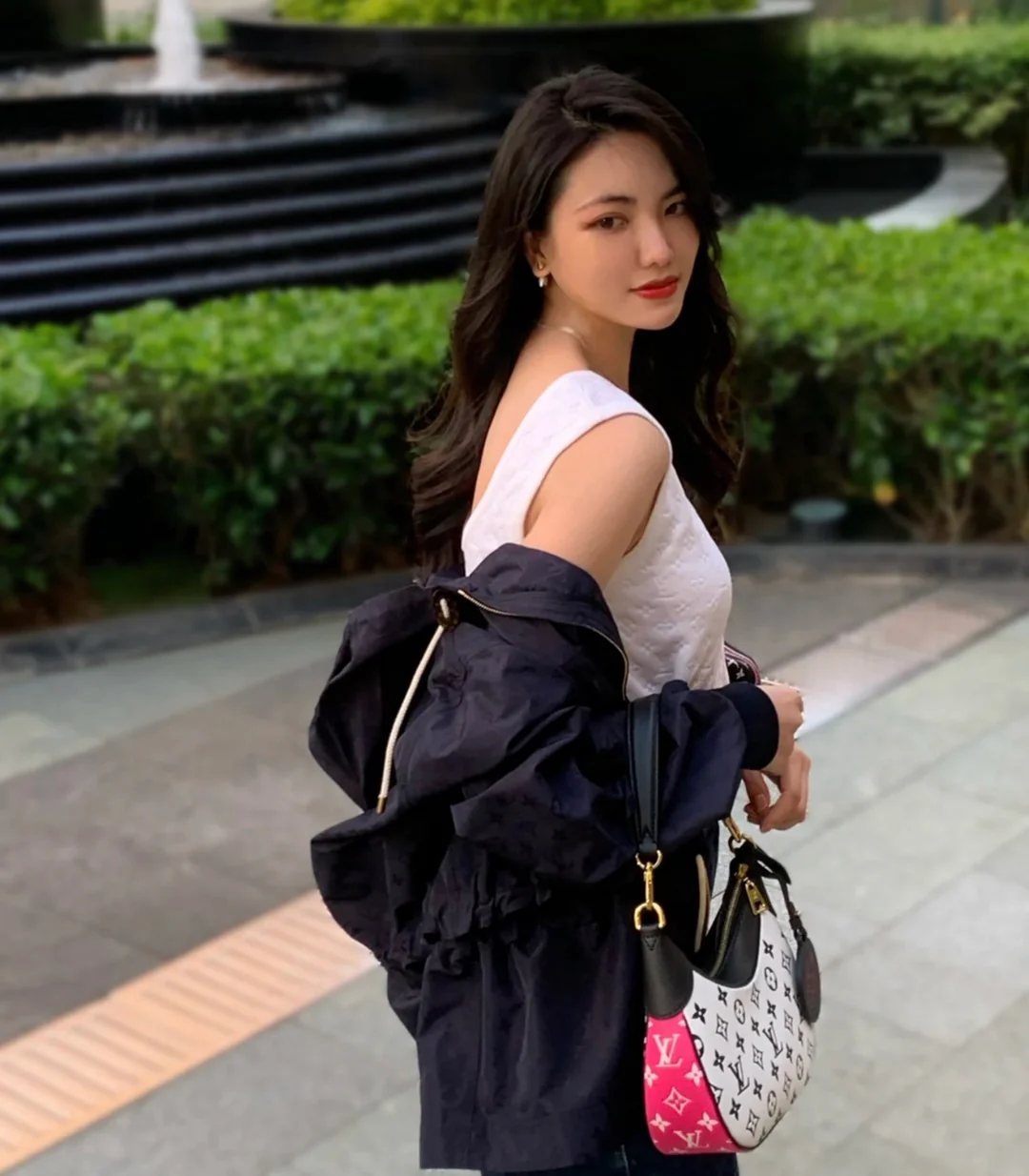 m46091-LV-bagatelle-bb сумка подмышку - черно-белая