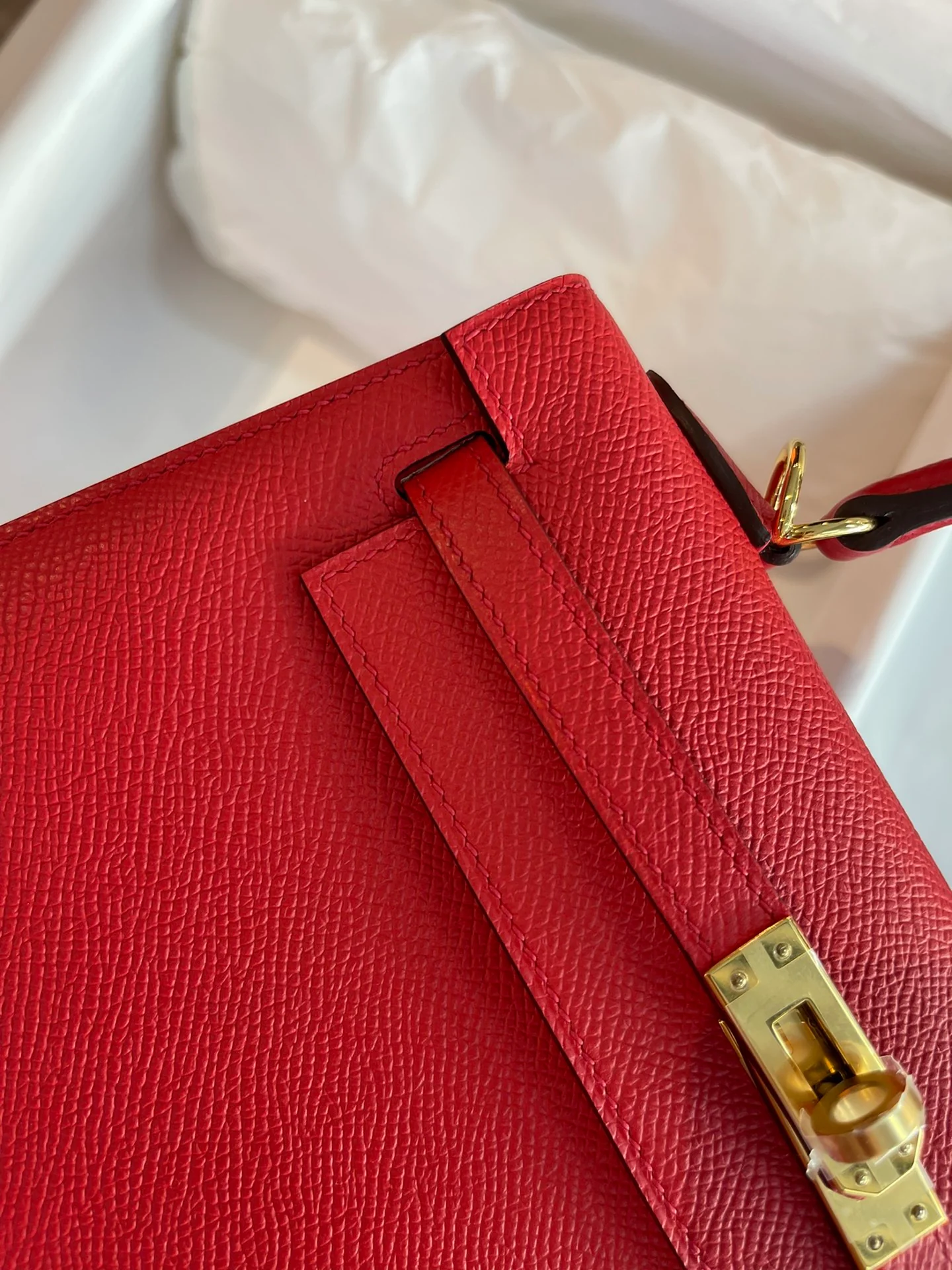 Пряжка Hermes Kelly 25 Epsom Flag Red Gold Buckle
