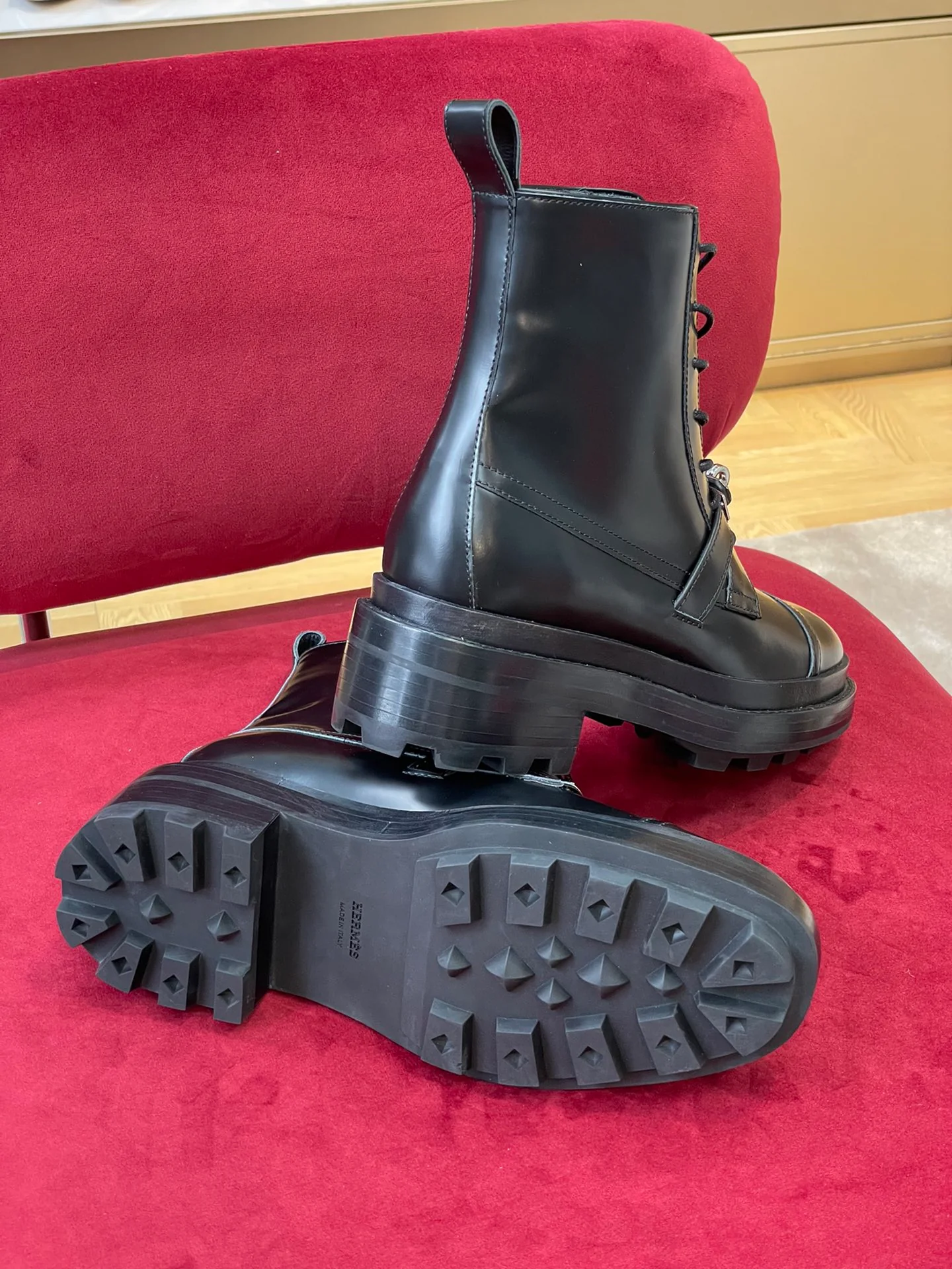 Hermes - Новинка сезона осень/зима 2022 - Ботинки Kelly Martin