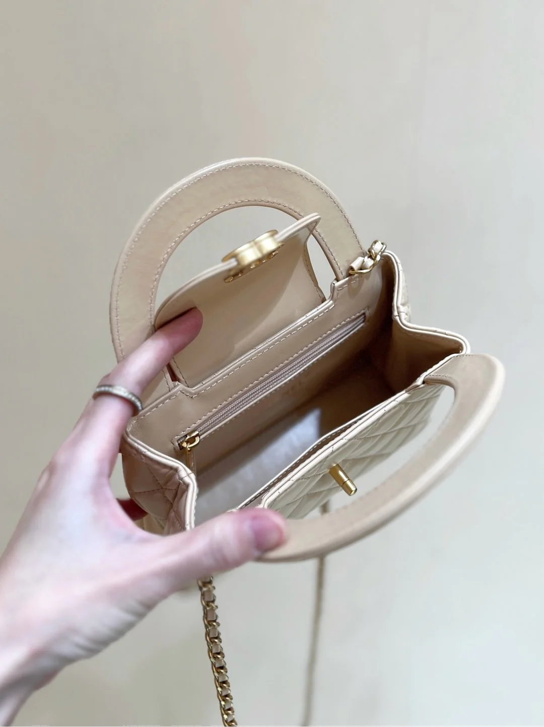 Chanel 25c Kelly - Абрикосовый