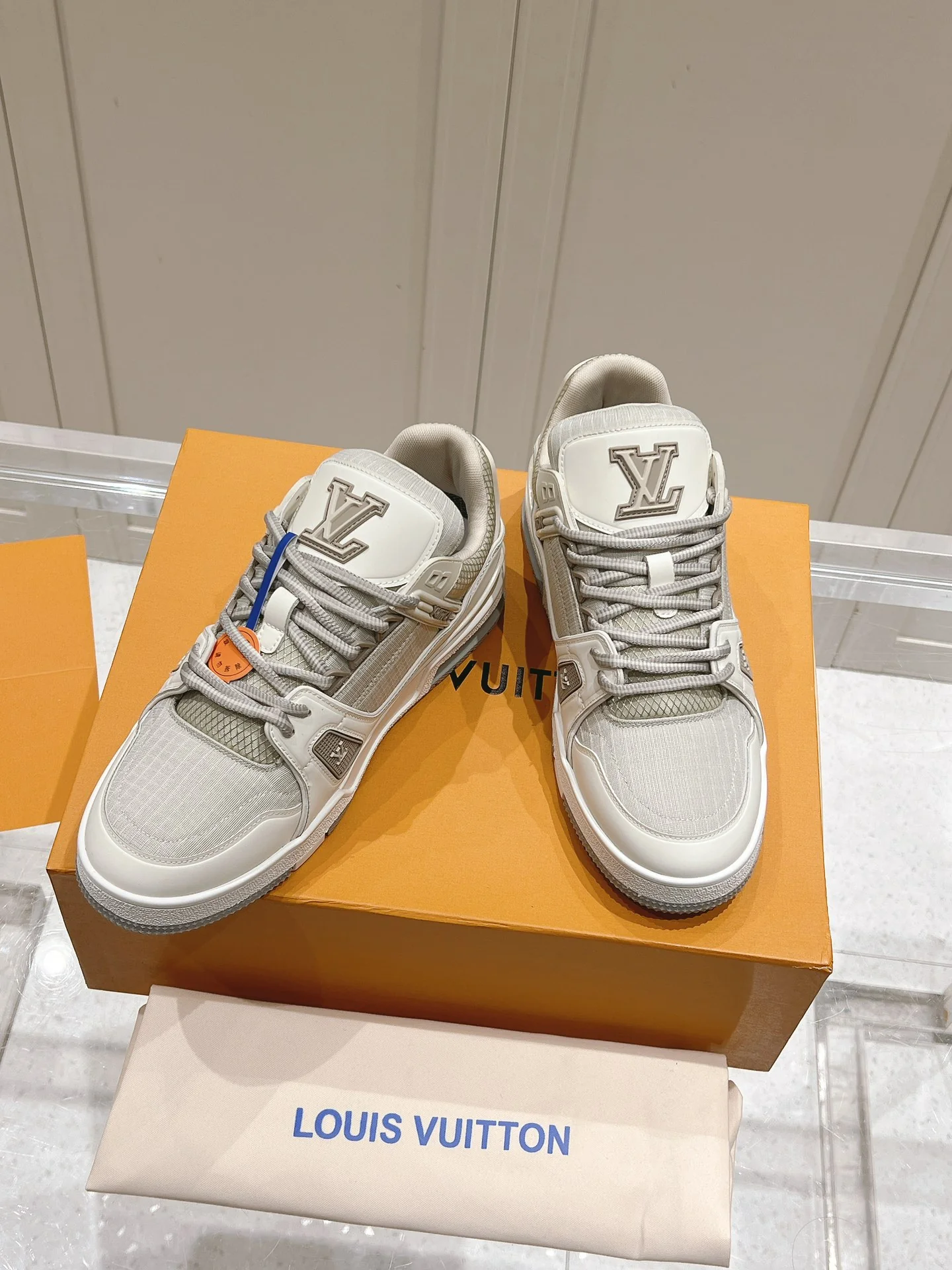 Повседневные туфли LV-2024 - кофейного цвета