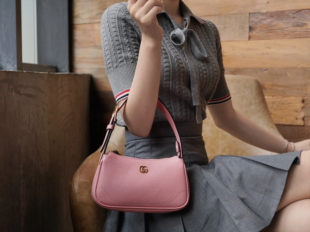 Сумка через плечо из коллекции Gucci Aphrodite - Розовая