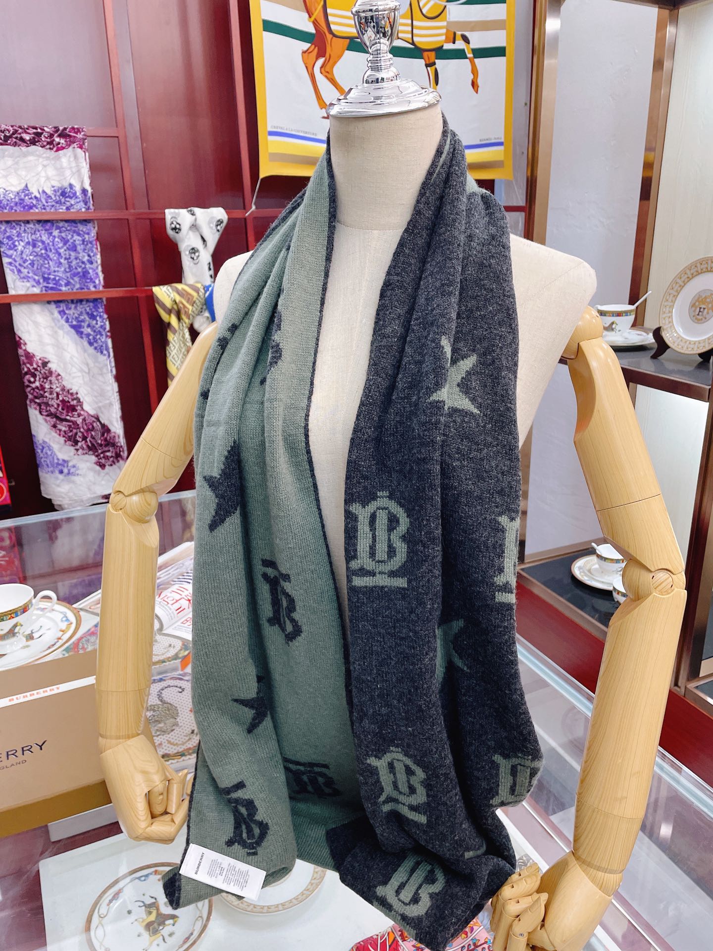 Двусторонний шарф Burberry