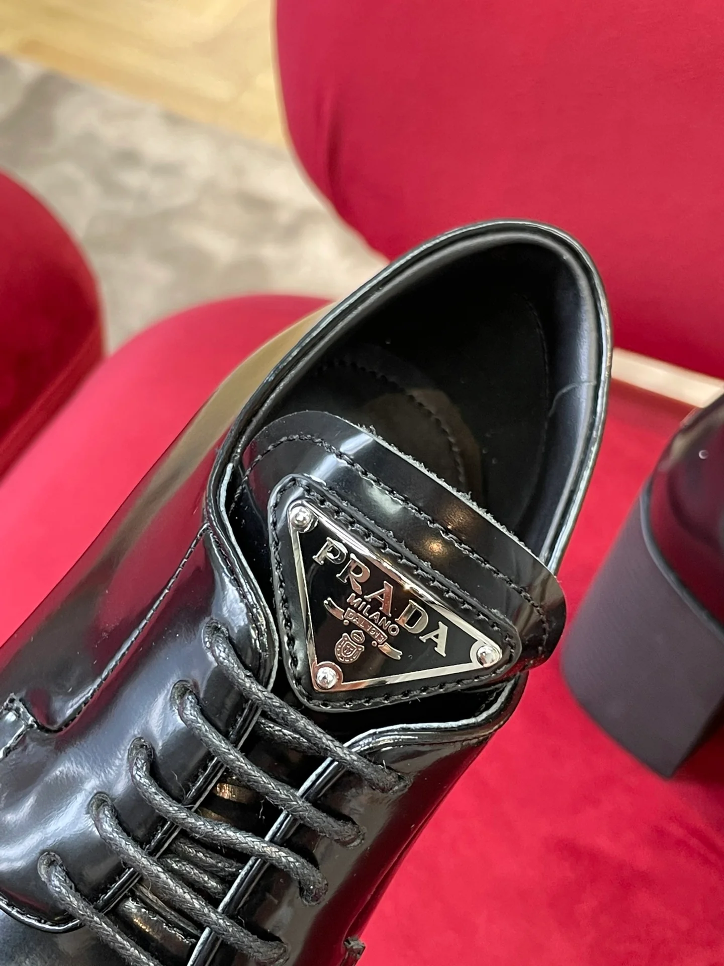 Лоферы Prada 2024 - черные