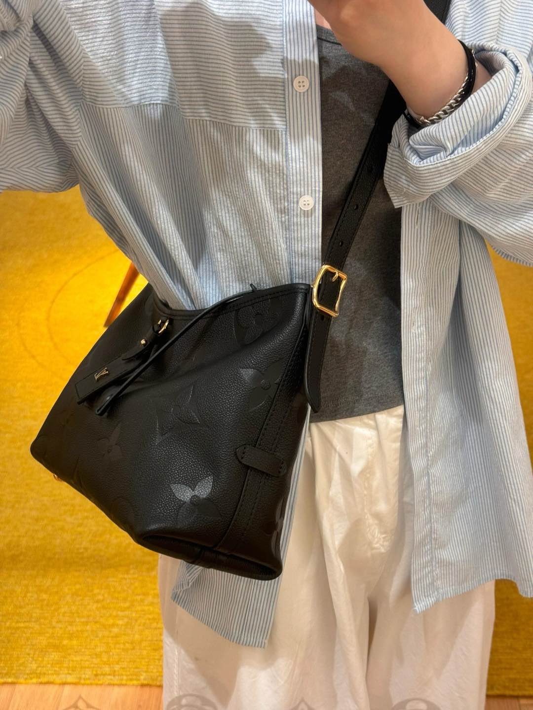 LV-m46288 - Сумка-органайзер - Черная, маленький размер