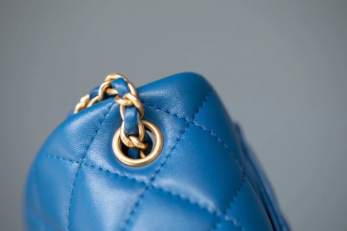 Chanel - Сумка-клатч 