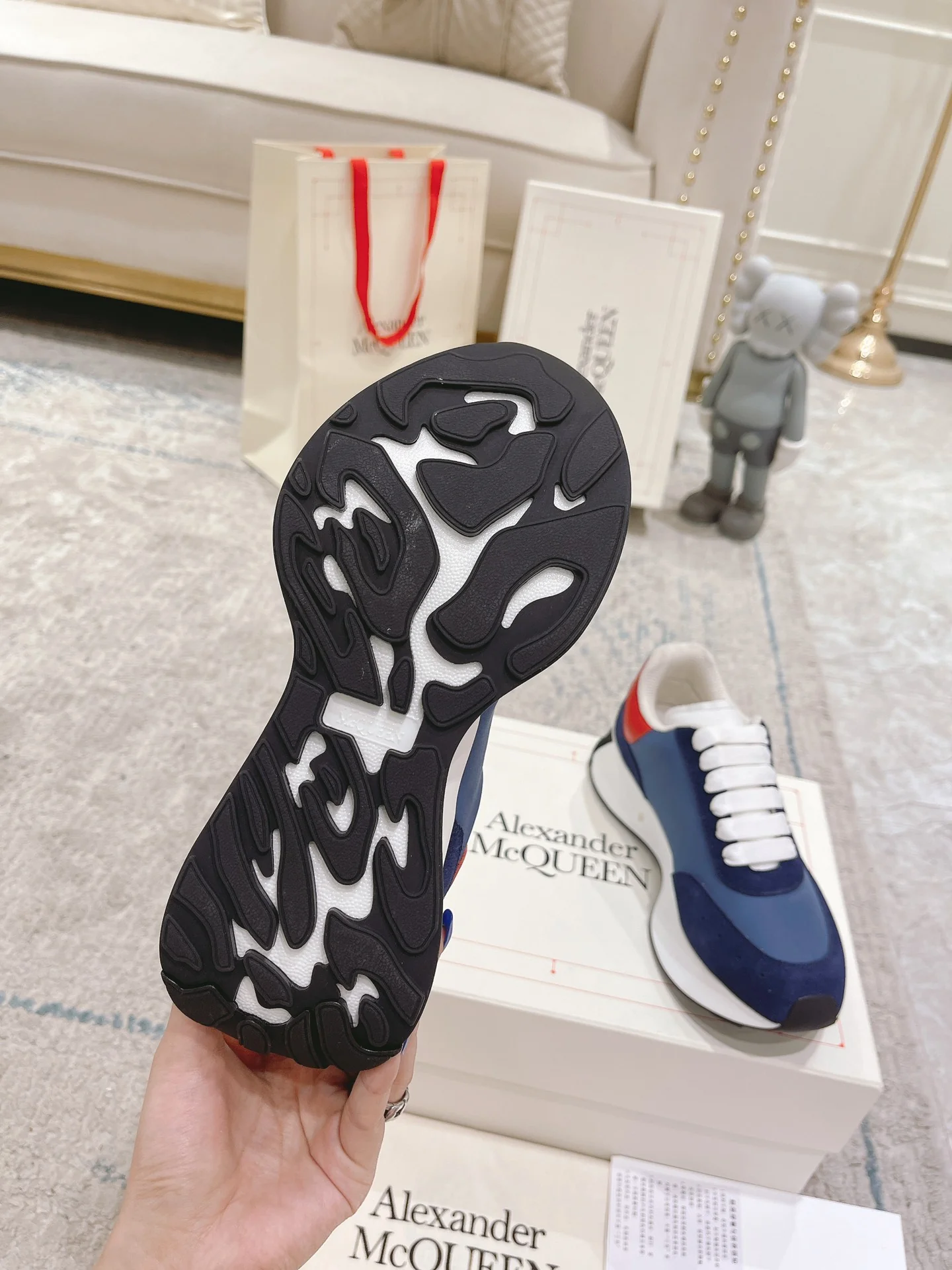 Новейшие белые кроссовки на платформе McQueen 2022 года с надписью - унисекс