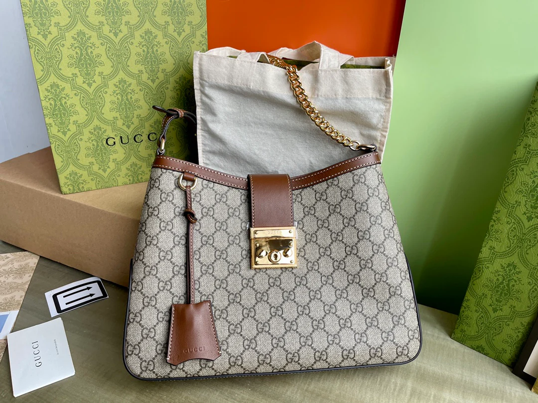 Открытая сумка через плечо Gucci из серии Ophidia - коричневая.