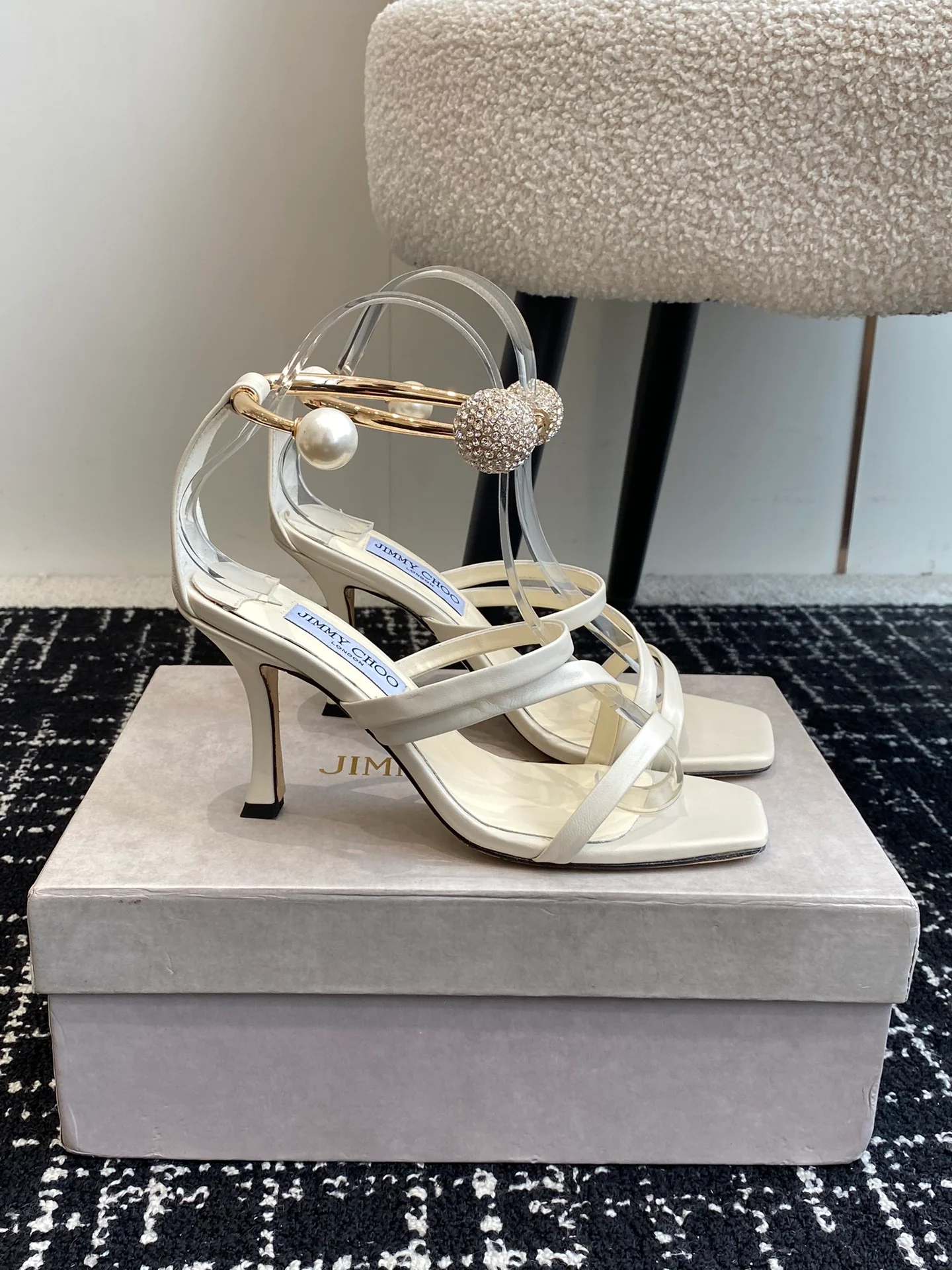 Сандалии-шпильки с квадратным носком от JC, коллекция 2024 года - Изображение коллекции - 1