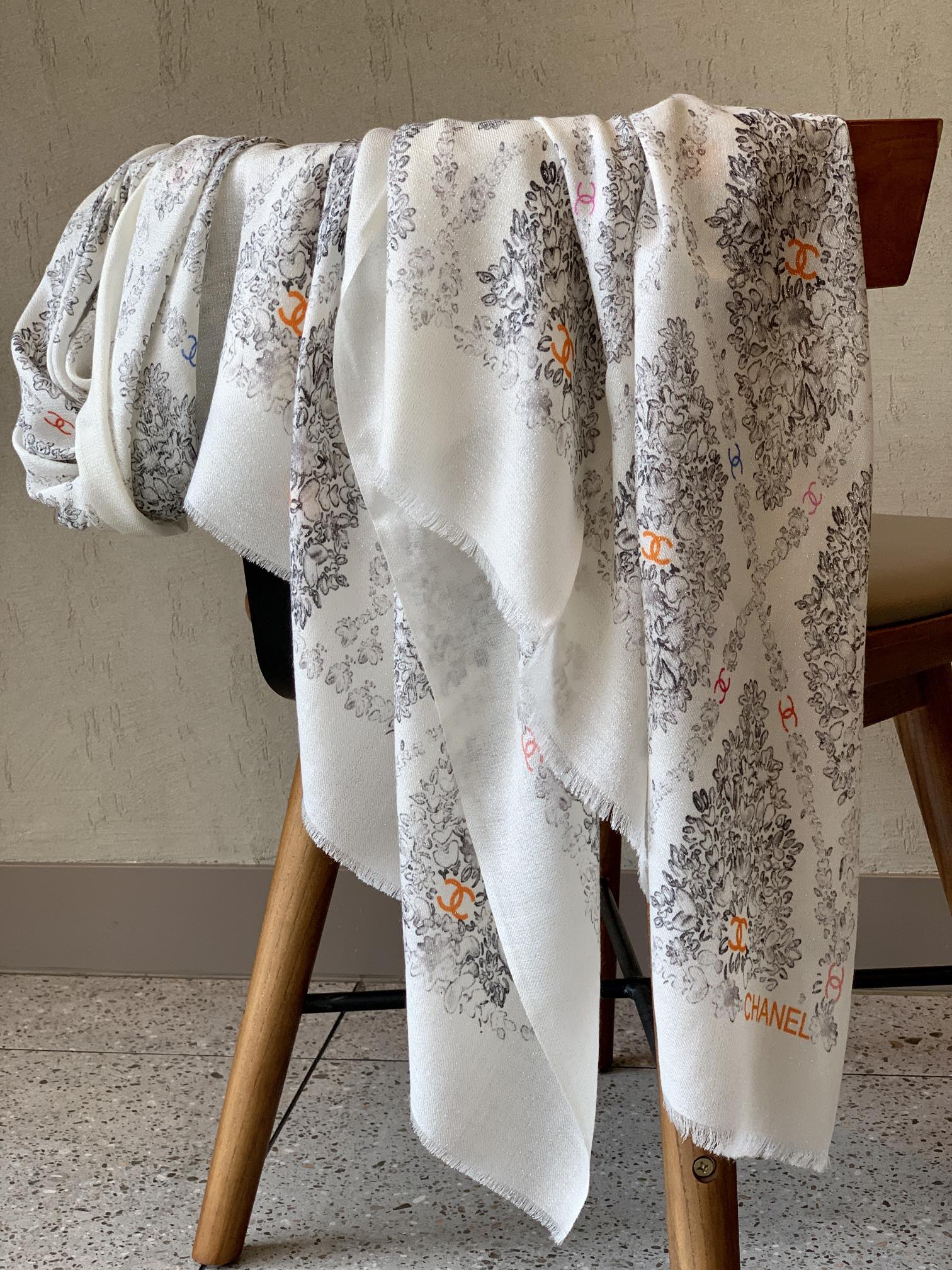 Кашемировый шарф Chanel - 110-200 см