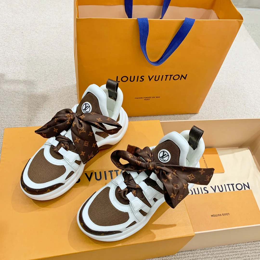 Серия LV-Archlight - Новые кроссовки для папы - 8