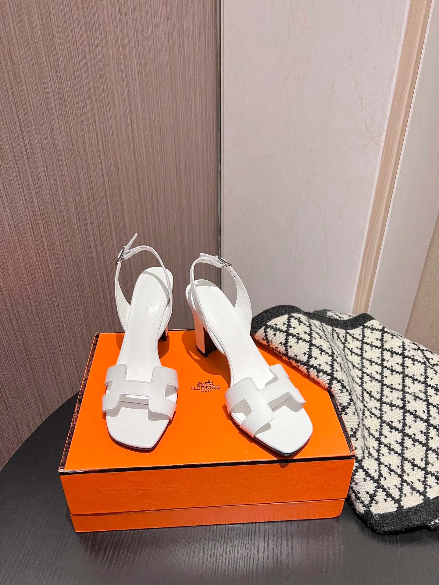 Hermes - Босоножки на высоком каблуке - Белые