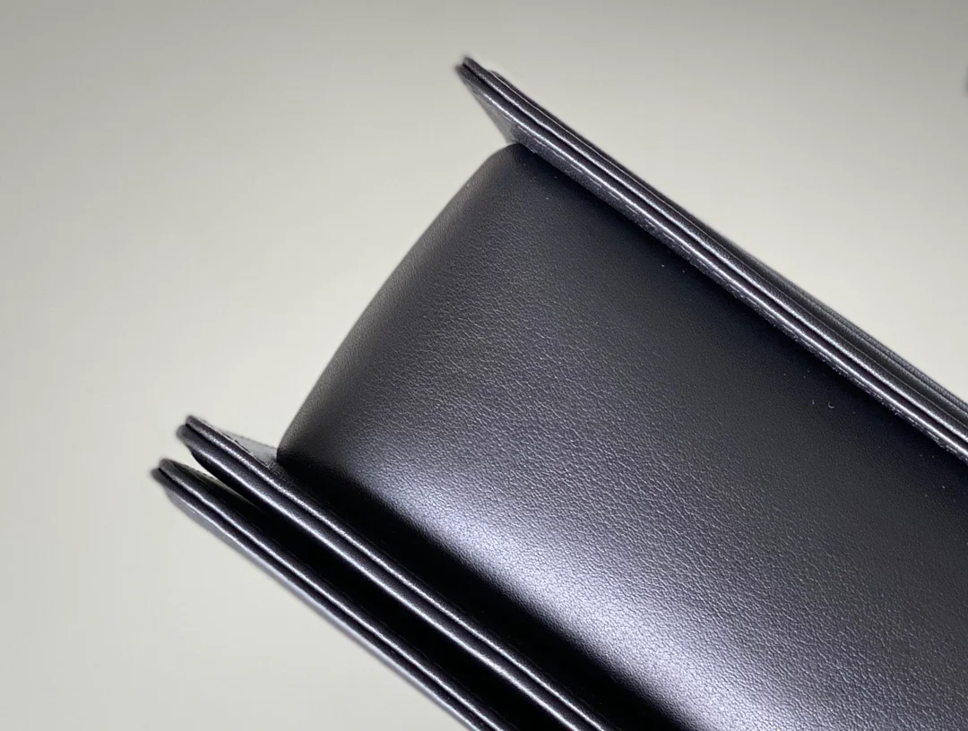 Chanel Le Boy 25 - Черная телячья кожа - Винтажная золотая пряжка