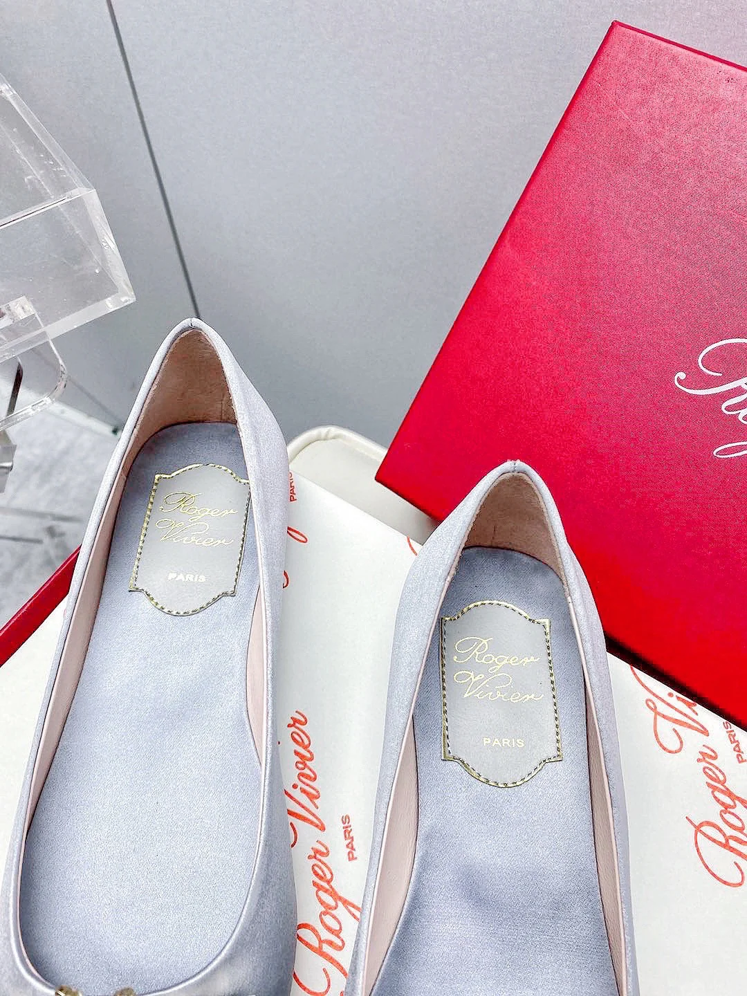 Обувь RV Shoes - Новинка ранней весны 2023 года - Балетки с пряжкой в ??виде снежинки - Серебристые