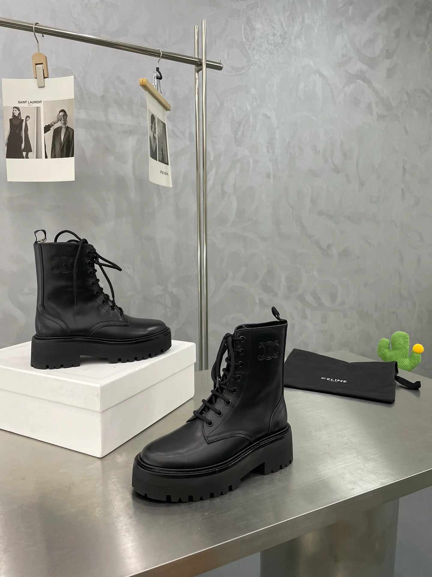 Celine - Сапоги для верховой езды - В стиле знаменитостей - Черные