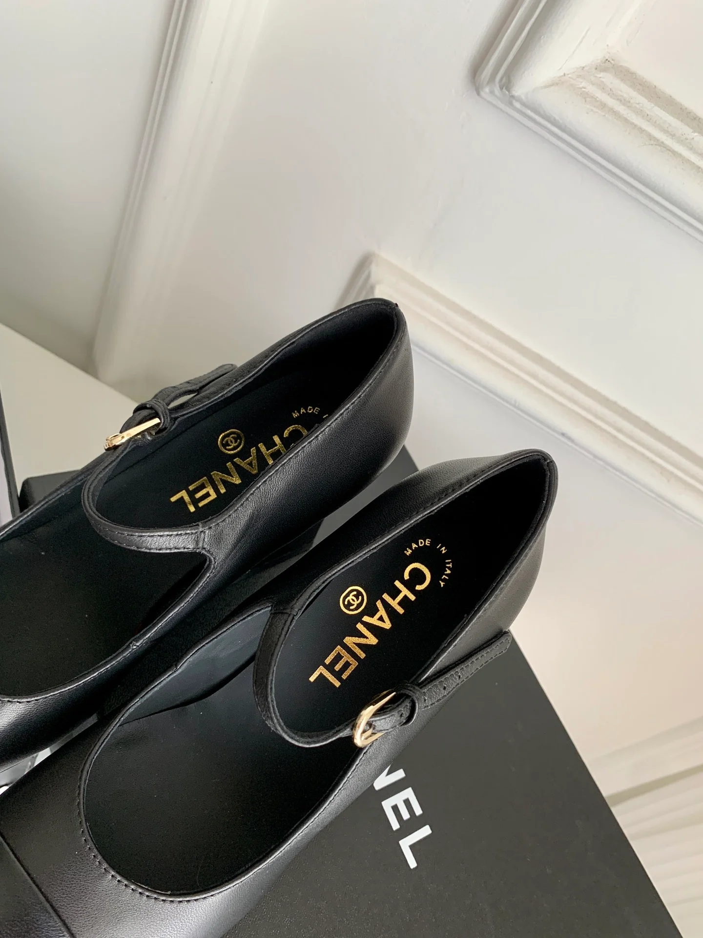 Туфли-лодочки Chanel Mary Jane с показа 2022 года - 9 см - черные