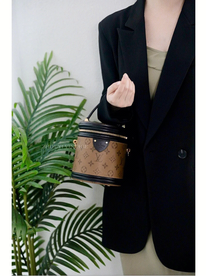 m43986-LV-Cannes Money Bucket-Handbag/Crossbody Bag