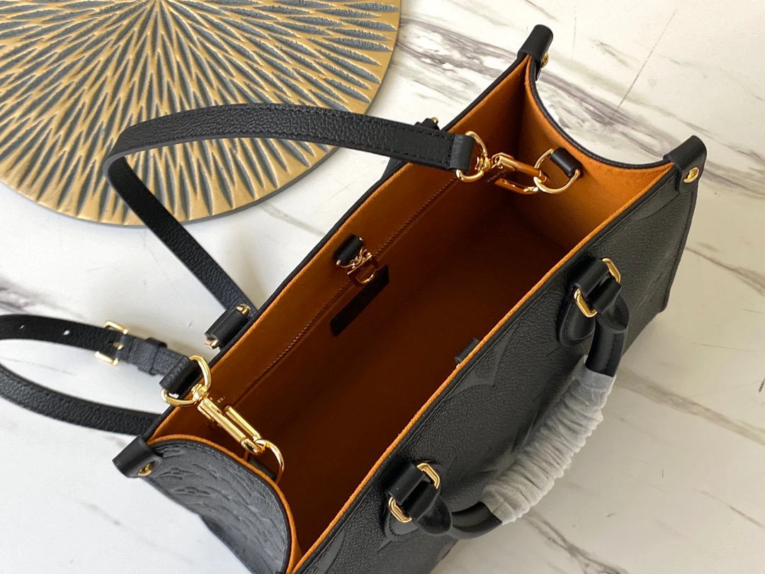 m45660-Black-onthego-pm