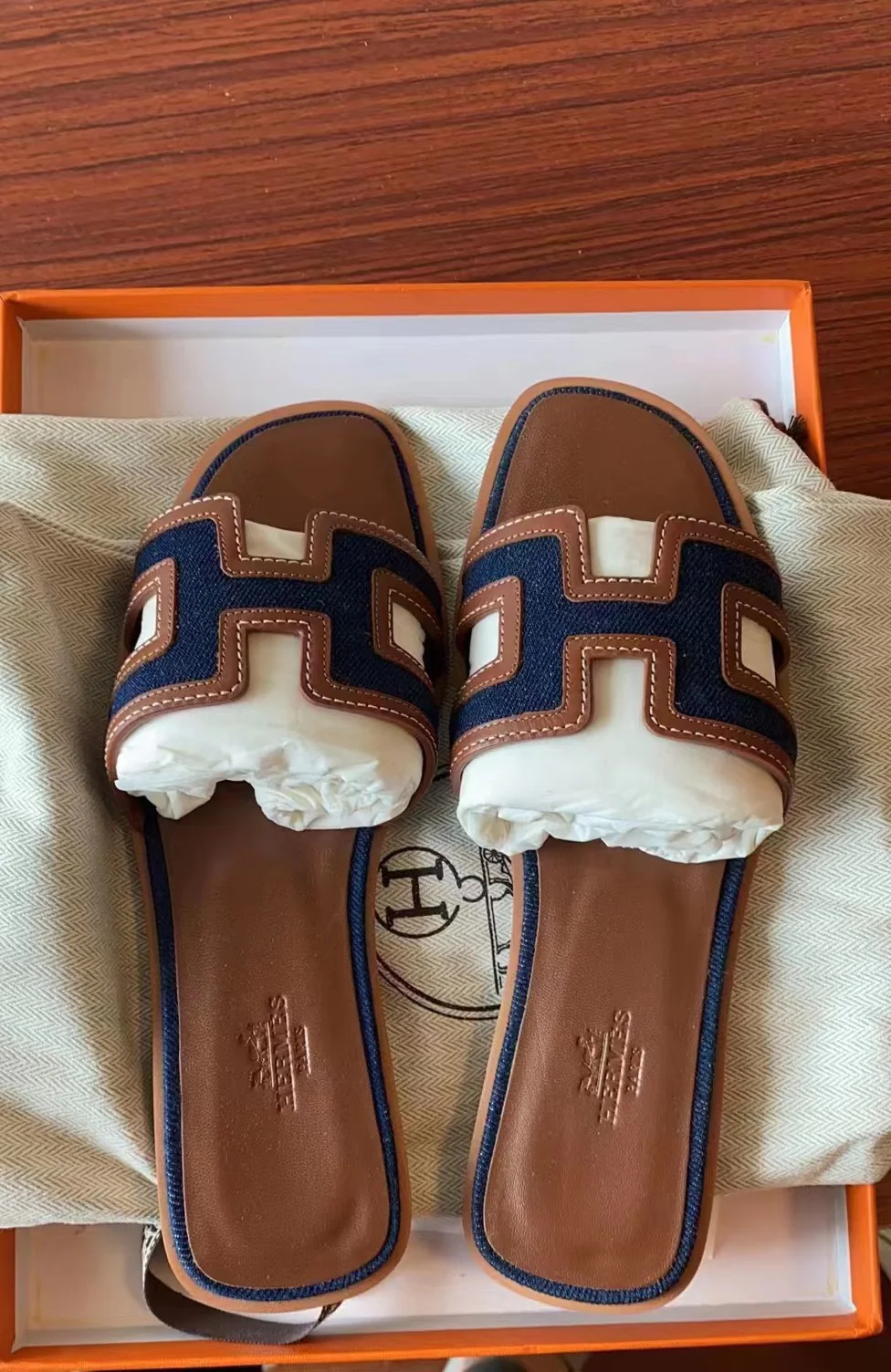 Тапочки Hermes с буквой H — серия Oran