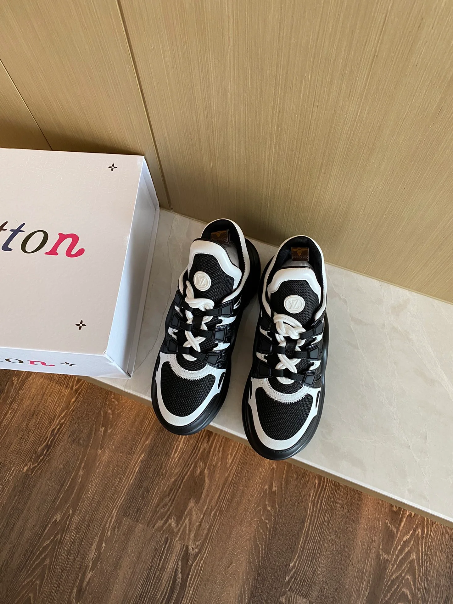 Обувь LV - LV - массивные кроссовки - 4