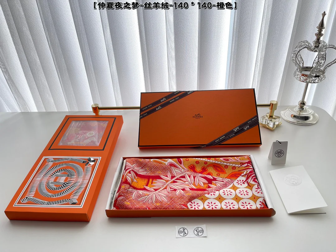 Шелково-кашемировый шарф Hermes ?Сон в летнюю ночь?, 140