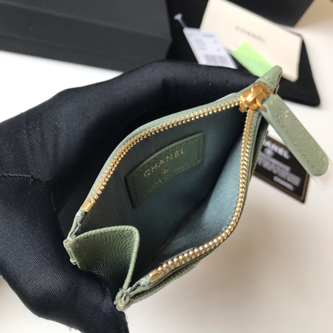 Кардхолдер Chanel на молнии - плоский кардхолдер - 1 шт.